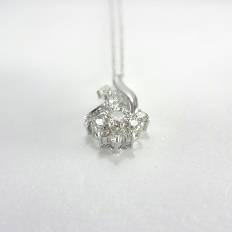 【なっちゃん様】0.50ct　ダイヤモンド　デザインネックレス　プラチナ