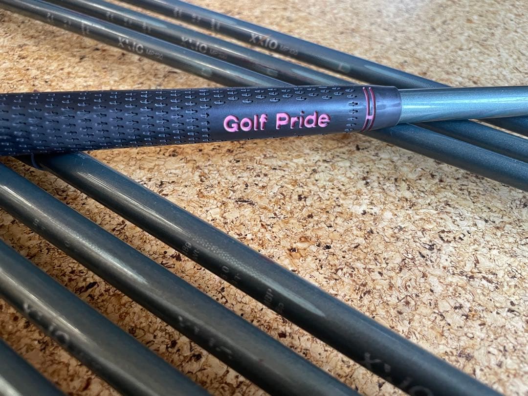 ゼクシオTour Special レディースアイアンセット 8本