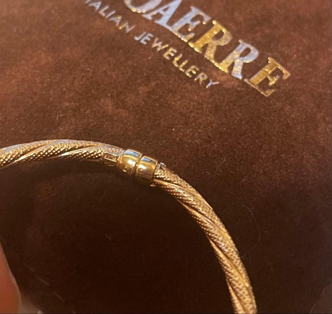 UNOAERRE ツイストデザイン バングル　k9