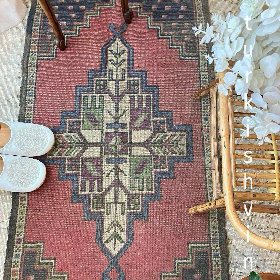 大きめ63×119上質くすみ大人ピンク　グレーメダリオン　トルコヴィンテージラグ