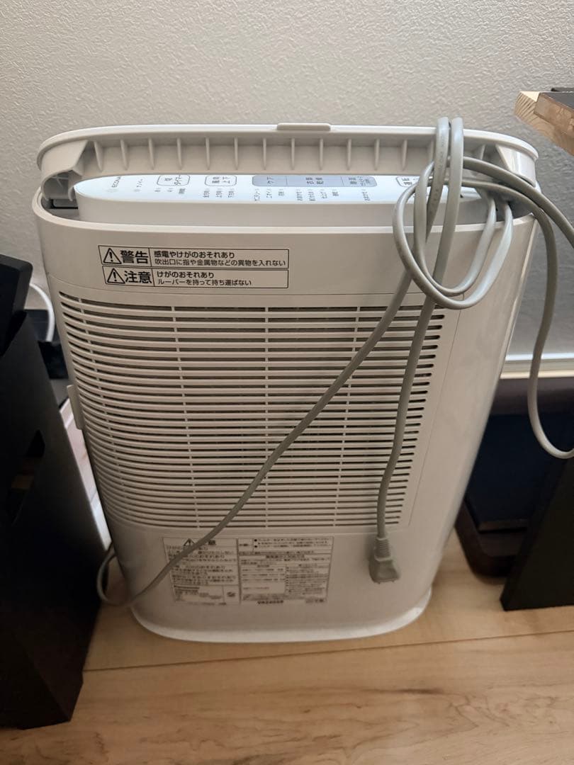 美品 パナソニック 衣類乾燥除湿機 ホワイト F-YZTX60-S