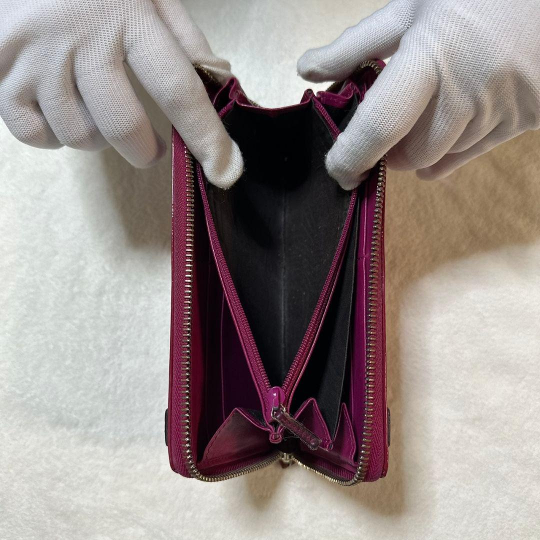 GUCCI（グッチ）マイクログッチシマ エナメルラウンドファスナー長財布