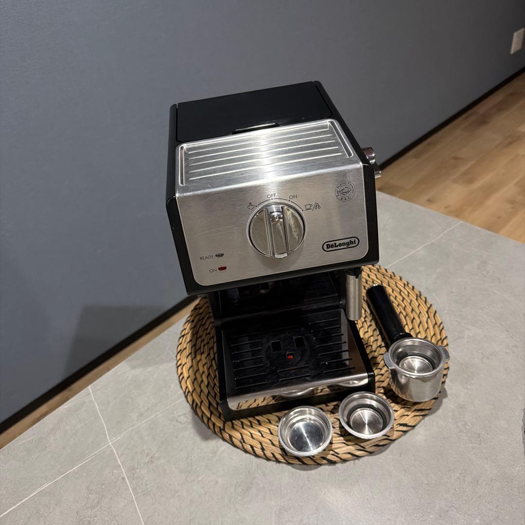 さ*め様 デロンギ　エスプレッソメーカー