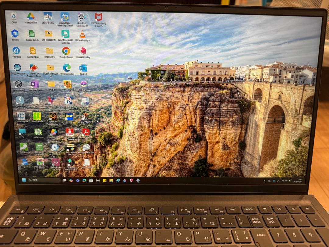 Windowsノート本体 Dell Inspiron 15 5510 16GB RAM SSD1TB