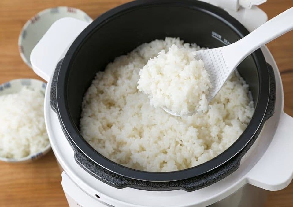 【新品未開封】リブセトラ 電気圧力鍋 LPC-T20/W ホワイト