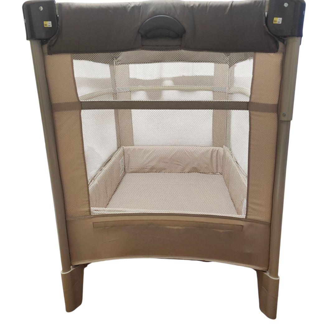 ココネルエアー　ホワイト　ベージュ