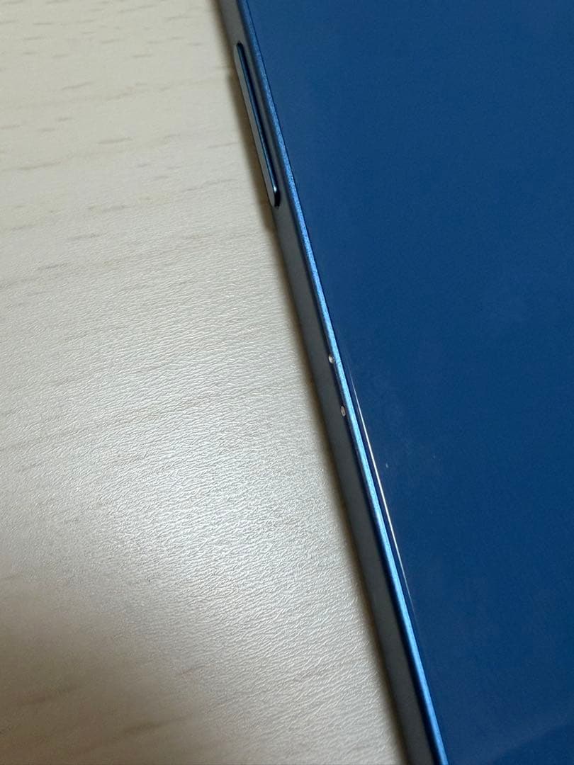 Apple iPhone 13 本体 青