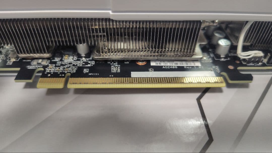 グラフィックボード・グラボ・ビデオカード ASRock Radeon RX 9060 XT 16GB