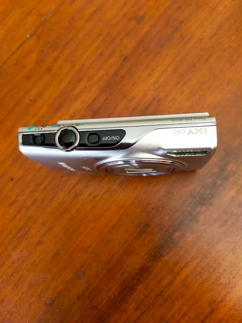 Canon IXY 650 シルバー 32GBメモリーカード付き