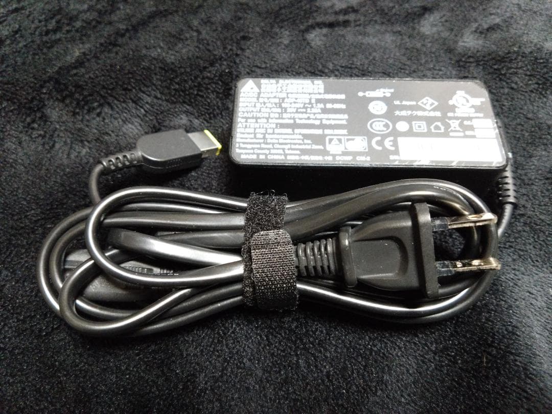 Windowsノート本体 NEC Lavie Hybrid ZERO HZ550/FAB