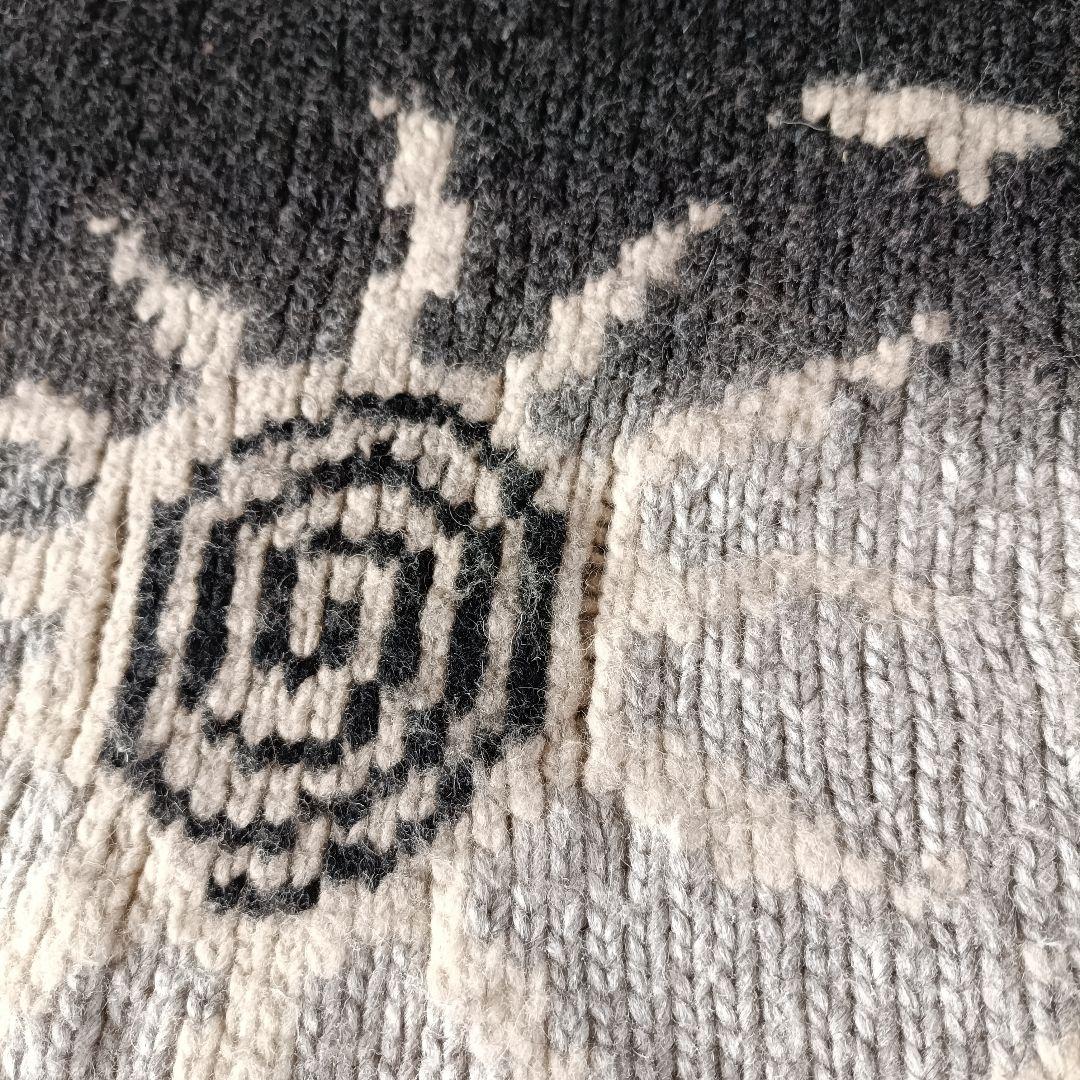 エクアドル 太陽 ローゲージ モックネックニット