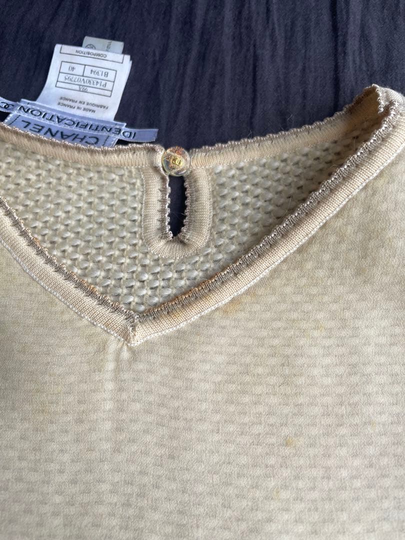 CHANEL ニットベスト Vネック クリーム色 40 ヴィンテージ