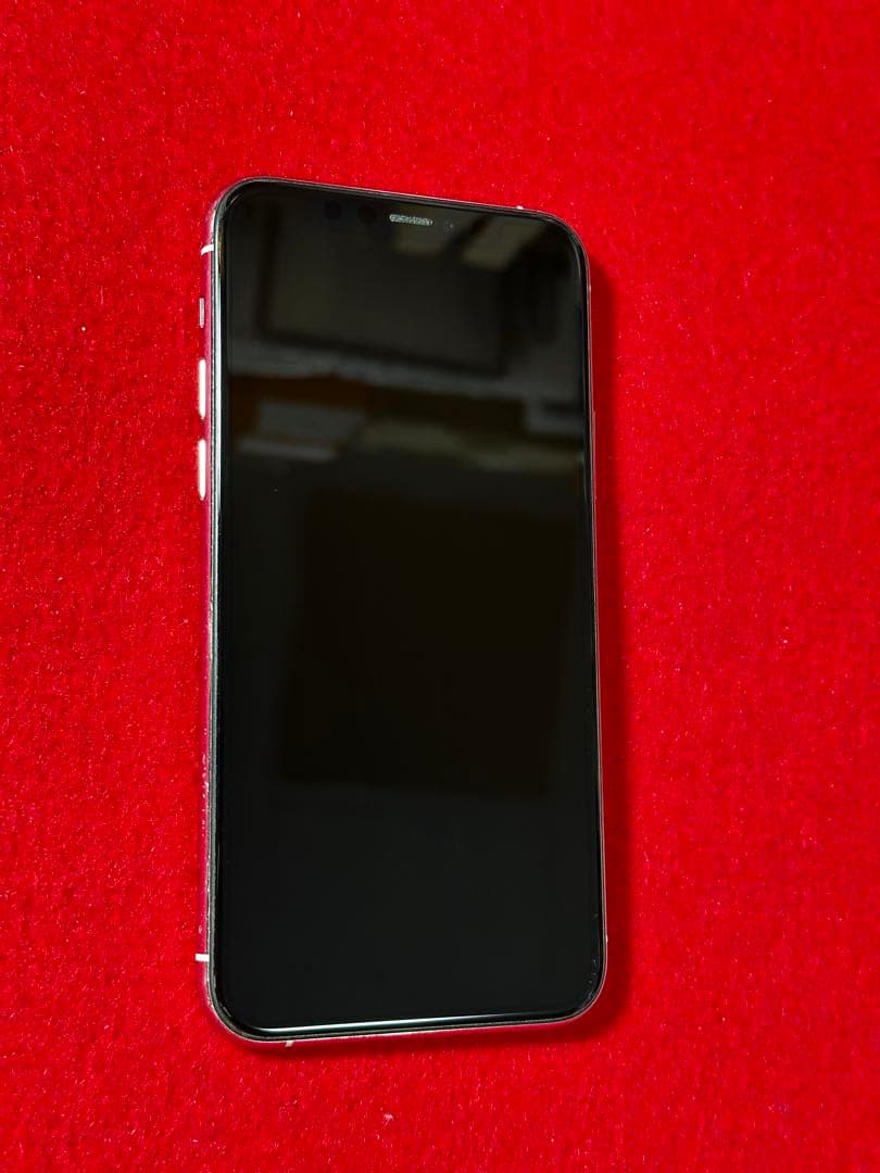 【8203】iPhone 11PROシルバー 64GB simフリー