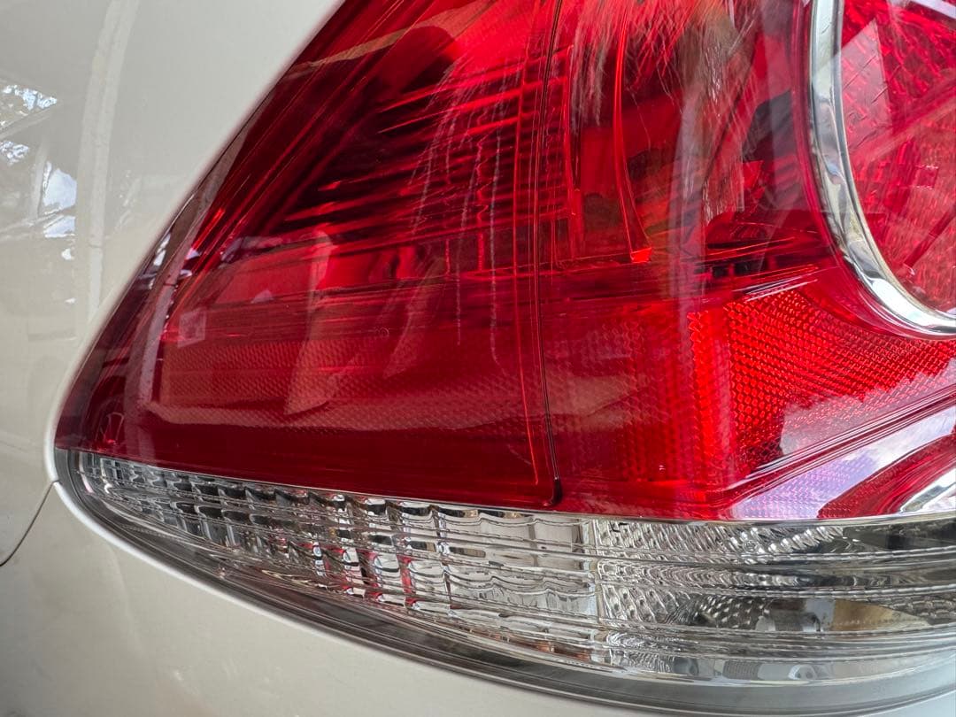 200系クラウン アスリート後期 テールランプ