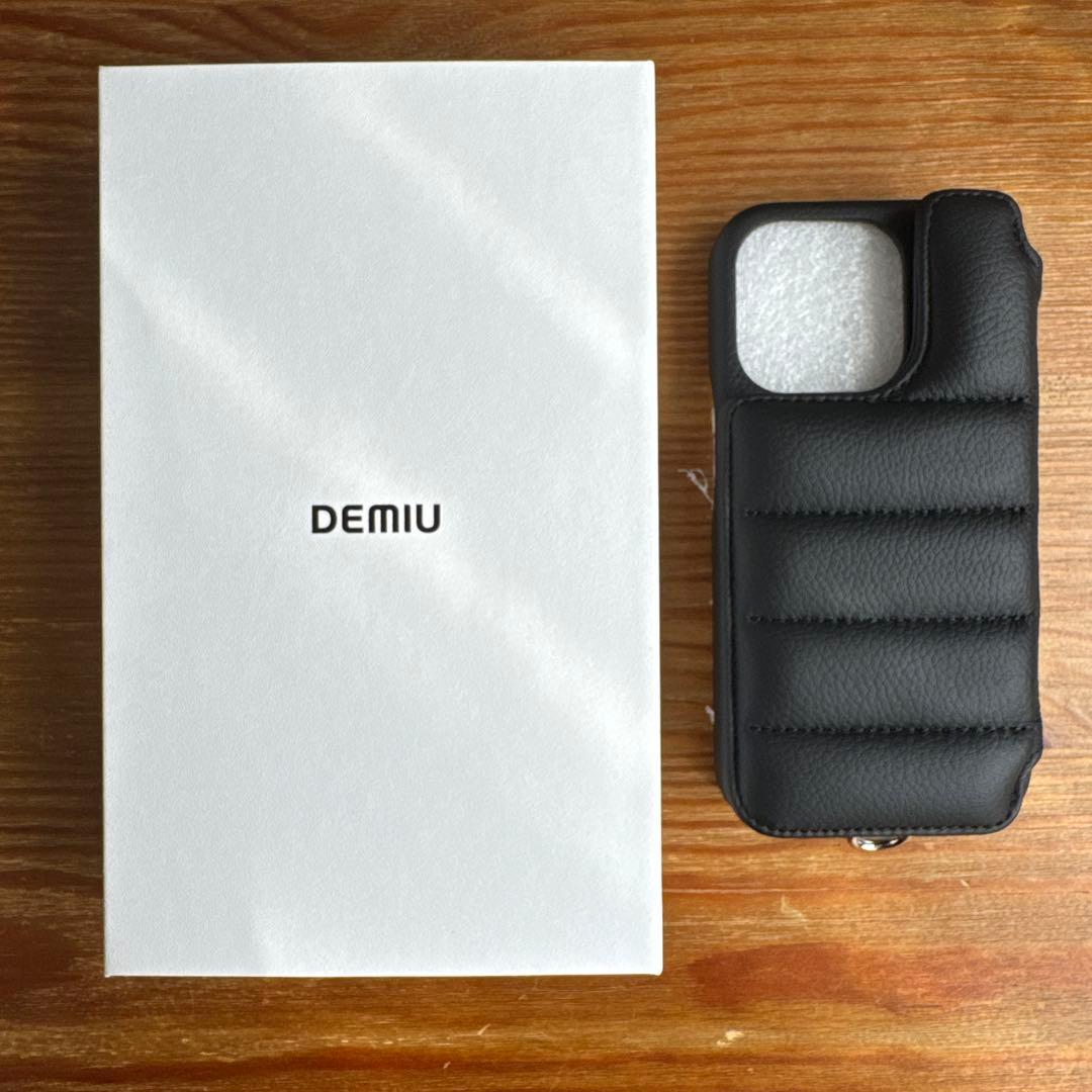 デミュウDEMIU スマホケース BALLON iPhone 15Pro