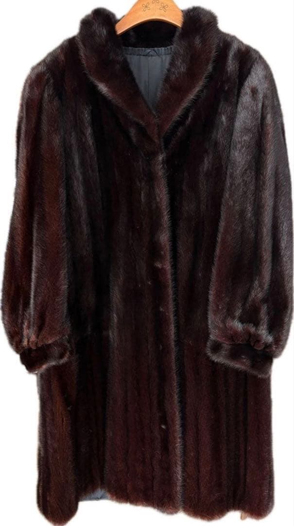 美品ゴールドサガミンクロイヤル金タグロングコート