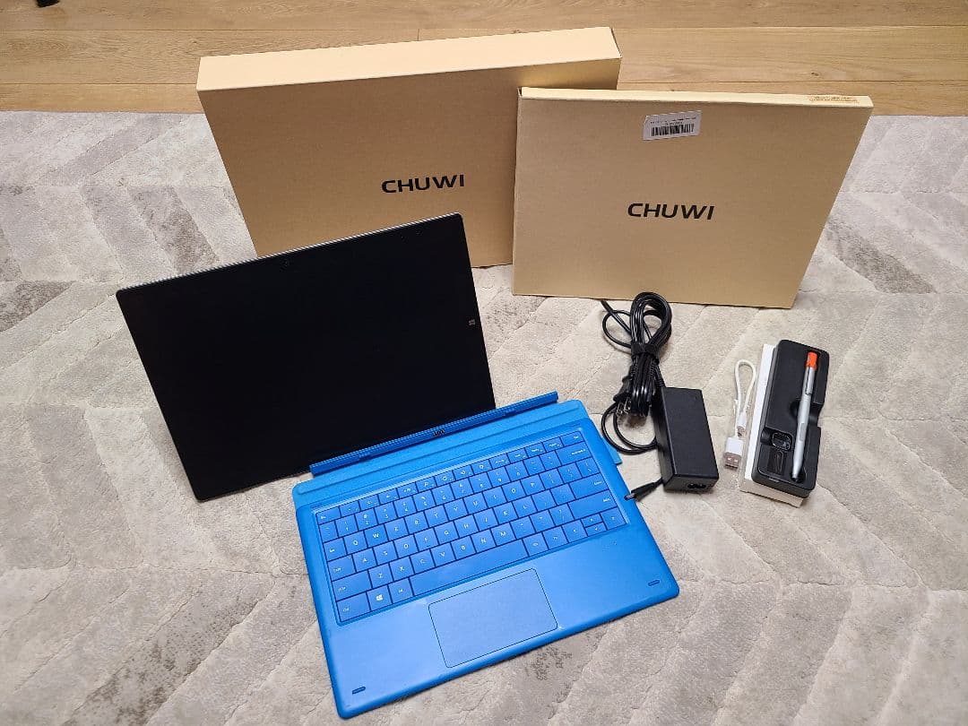 CHUWI UBook Pro8100Y(本体) + 専用キーボード+ 専用ペン