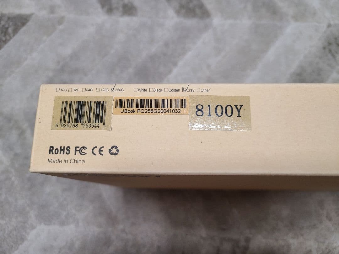 CHUWI UBook Pro8100Y(本体) + 専用キーボード+ 専用ペン