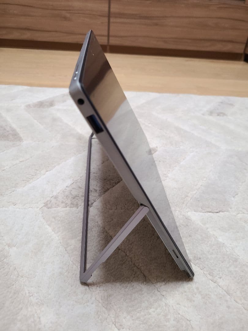 CHUWI UBook Pro8100Y(本体) + 専用キーボード+ 専用ペン