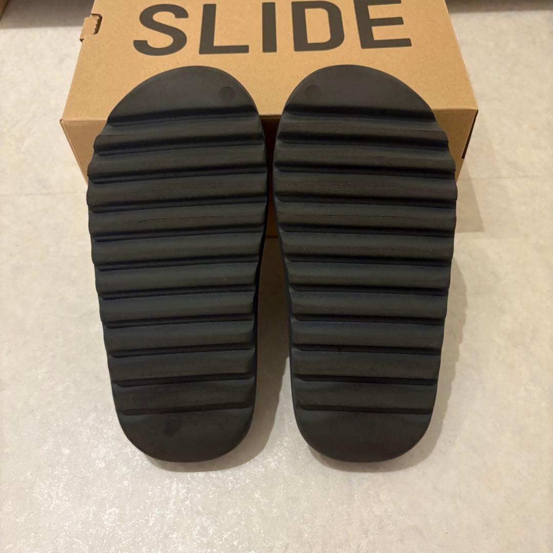 R*✨様 アディダス イージースライド グラナイト25.5cm