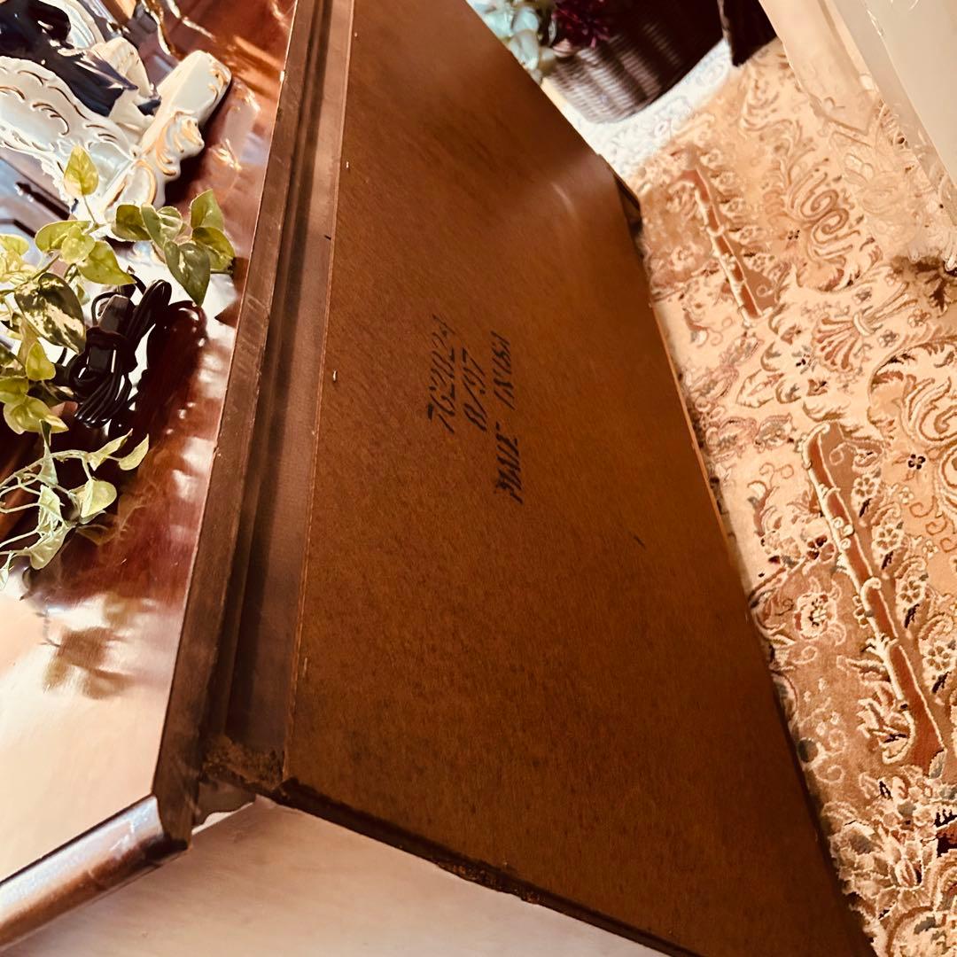 US製　アンティーク　キャビネット　チェスト　アメリカ製　輸入家具　サイドボード