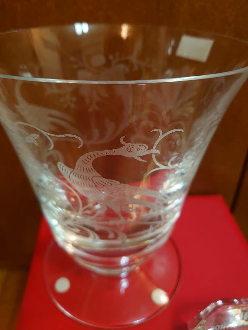 バカラ フラワーベース キリン80周年記念 (銘板つき) 花瓶