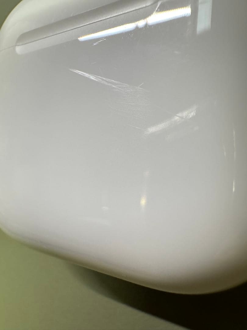 Apple AirPods 4 アクティブノイズ キャンセリング搭載