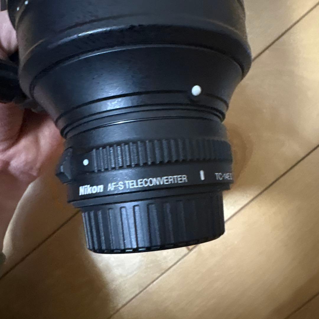 ニコン AF-S NIKKOR 200-500mm f/5.6E ED VR