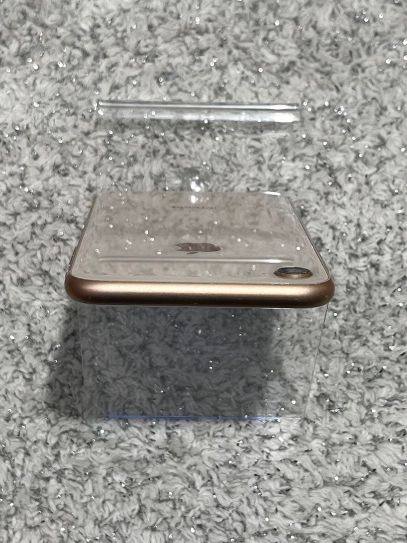 スマートフォン本体 Apple iPhone 8 64GB