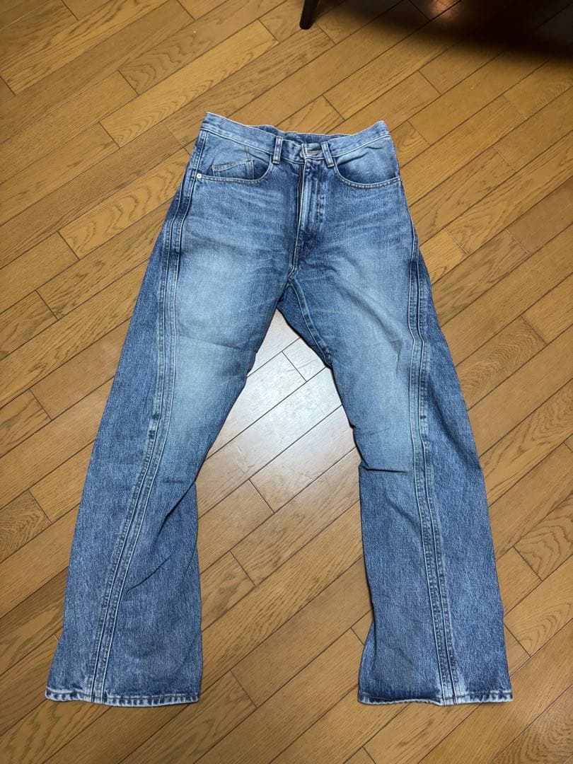 NVRFRGT ネバーフォーゲット　デニム　twisted denim