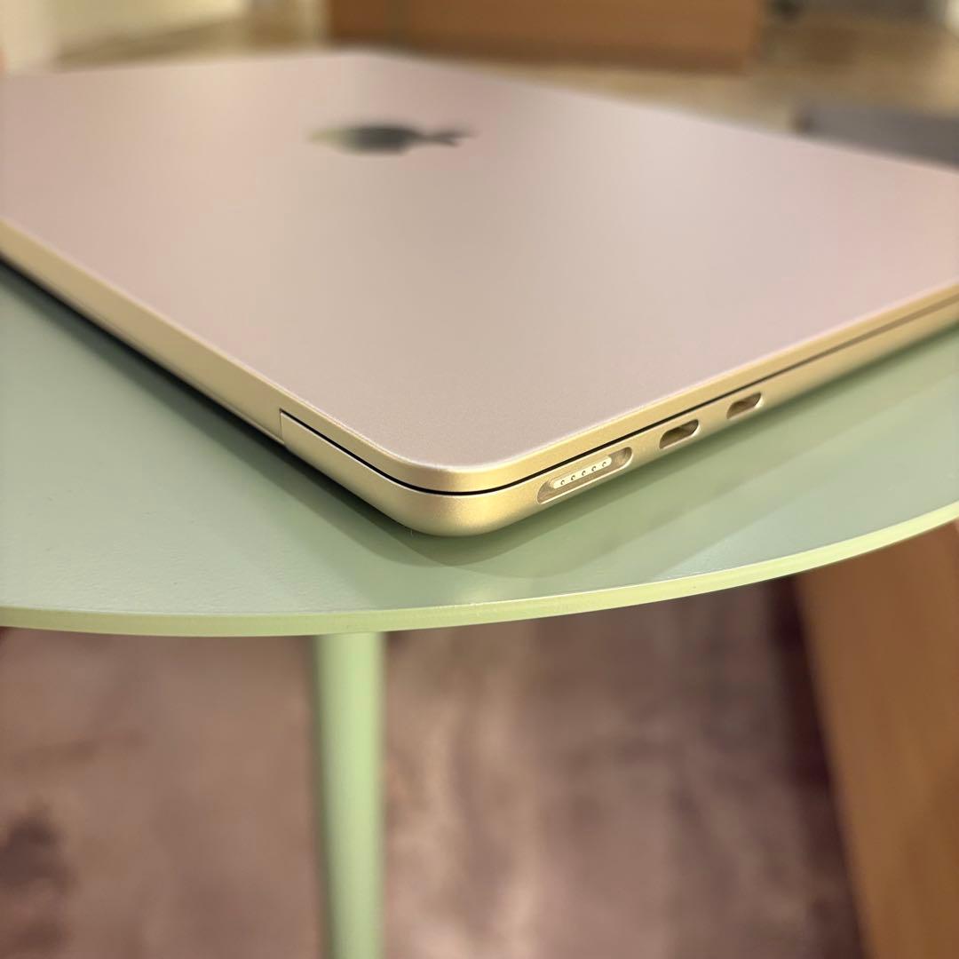 A*R様 【美品】MacBookair M2 8GB 512 bat100% 付