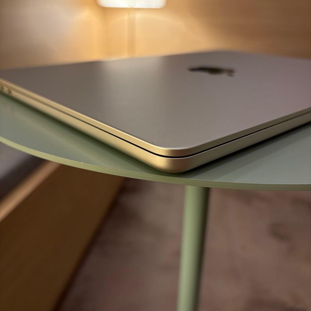 A*R様 【美品】MacBookair M2 8GB 512 bat100% 付