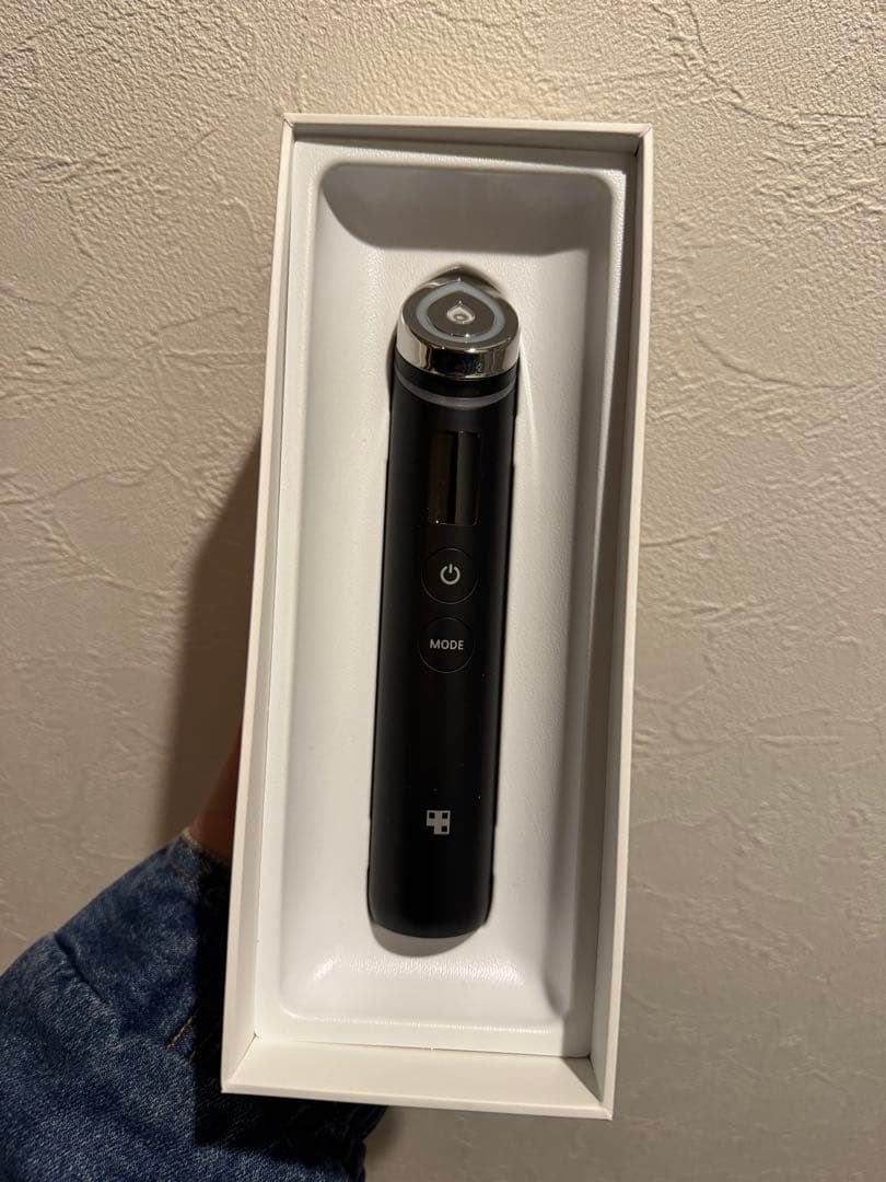 とうあ愛用　medicube スキンケアデバイス ブースタープロ　ブラック