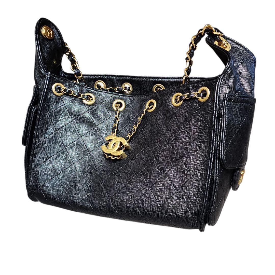 な*つ様 CHANEL　トートバッグ　キルティング　チャーム　ノベルティ