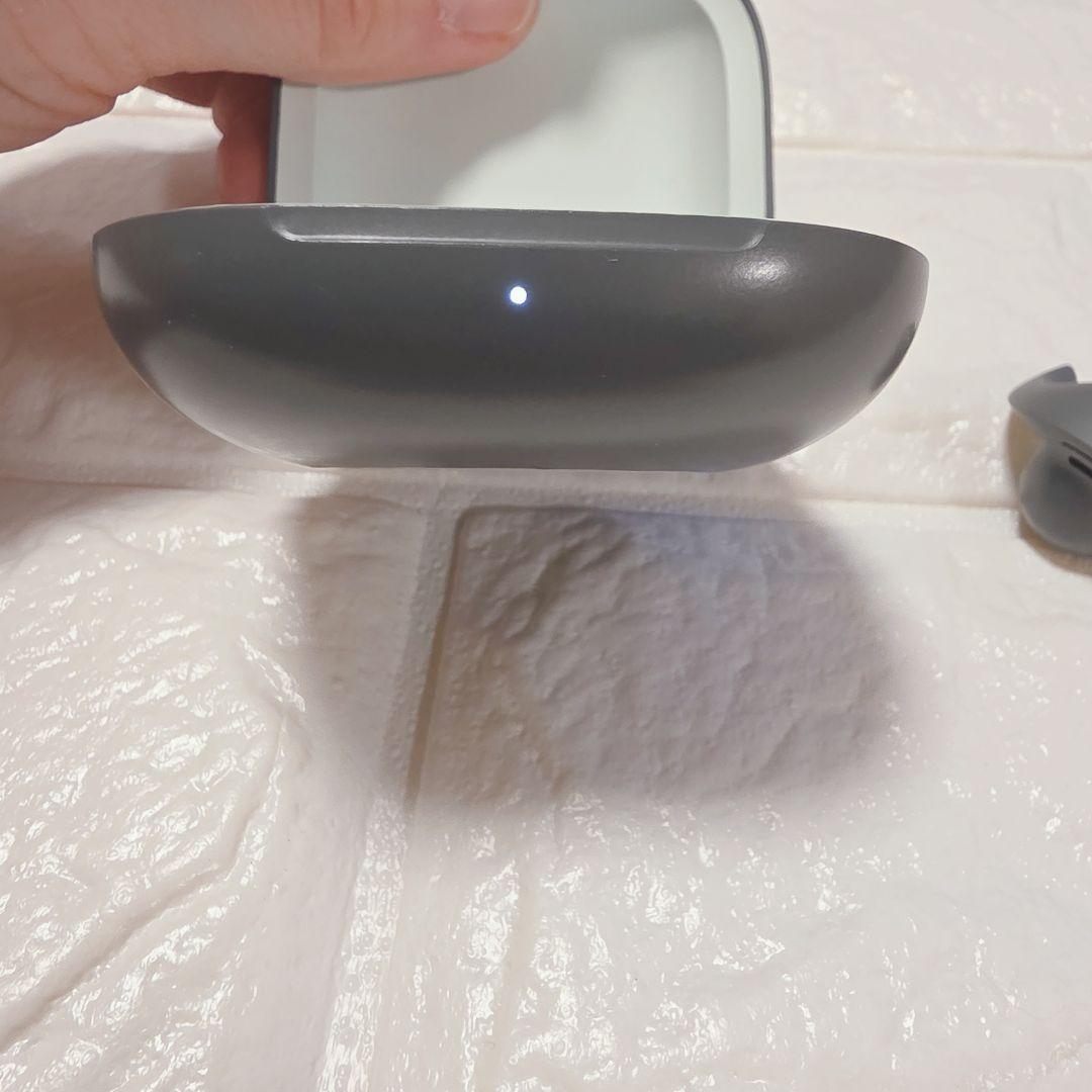 Beats fits pro 　グレー