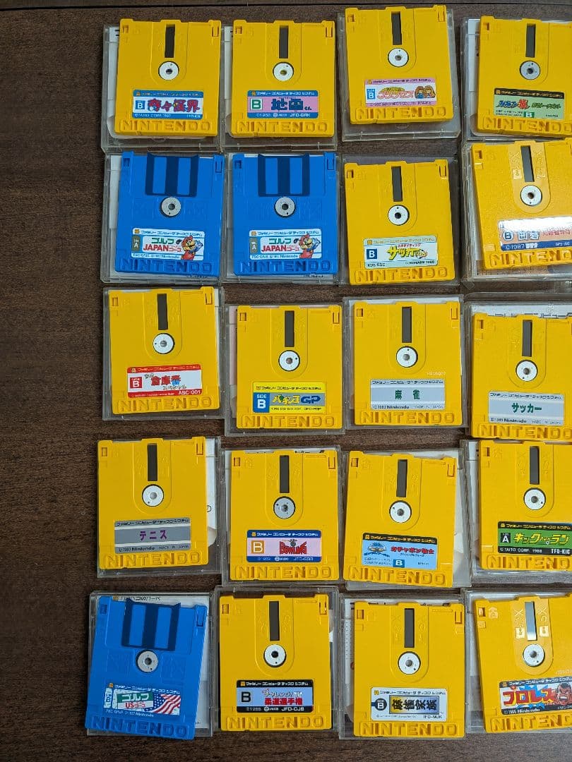 ファミコン ディスクシステムソフト　ディスクカード　まとめ売り　35本