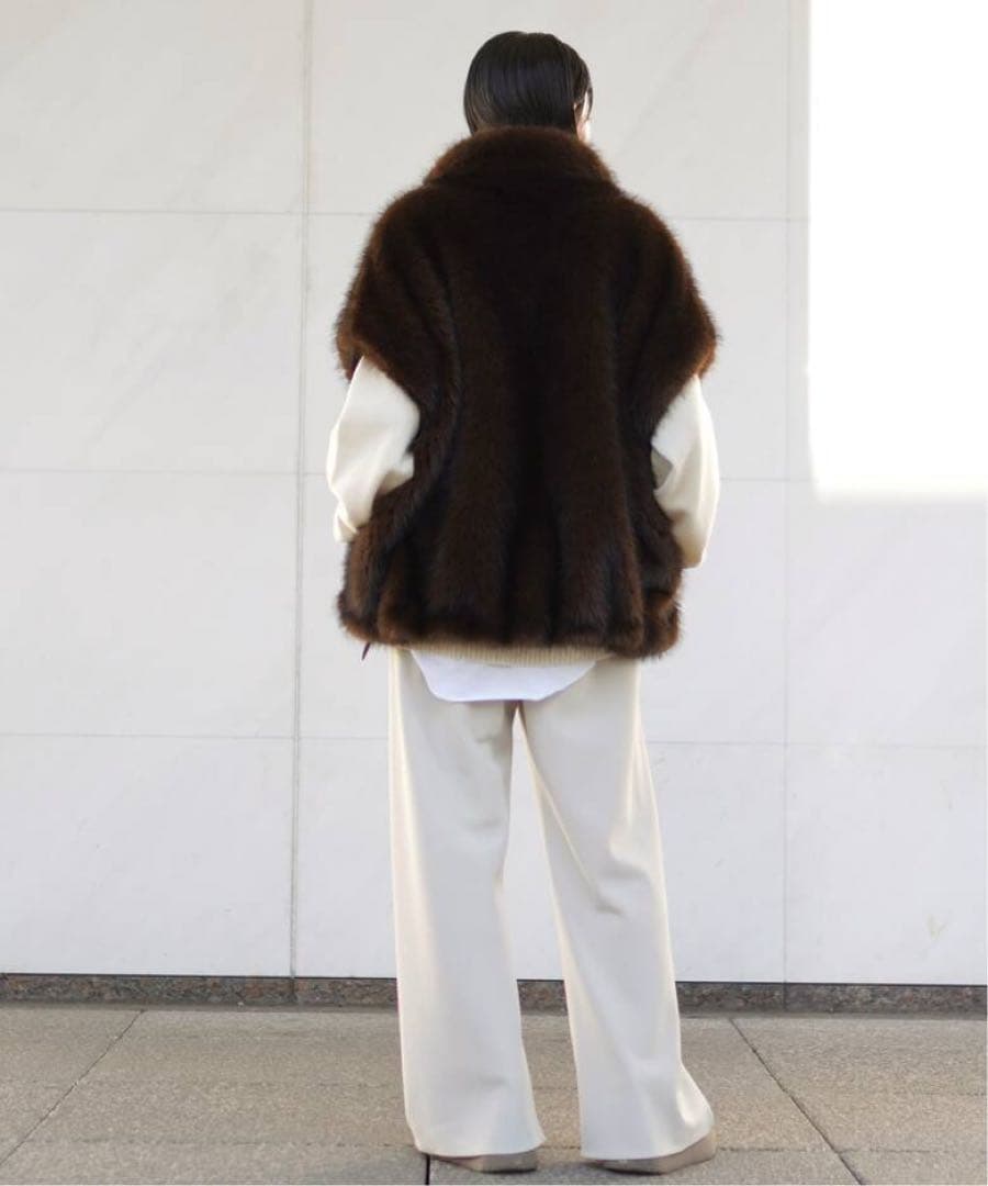 新品・未使用AP STUDIO シャギーベスト