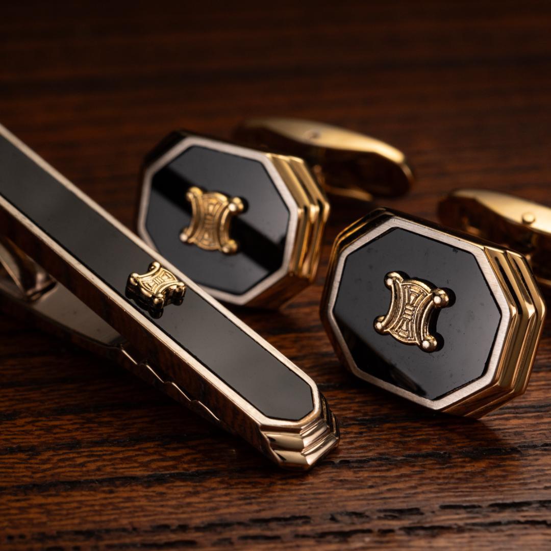 箱有 CELINE セリーヌ オニキス×マカダム柄 ネクタイピン カフスセット