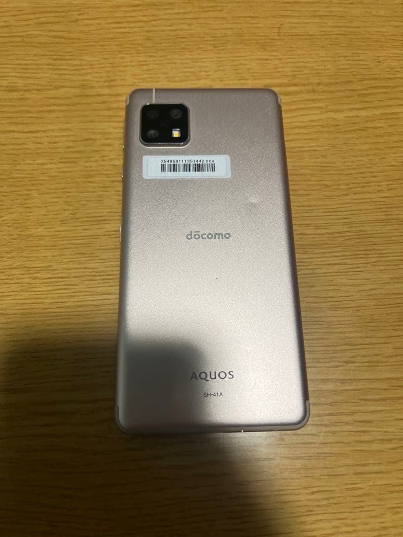 スマートフォン本体 AQUOS sense4