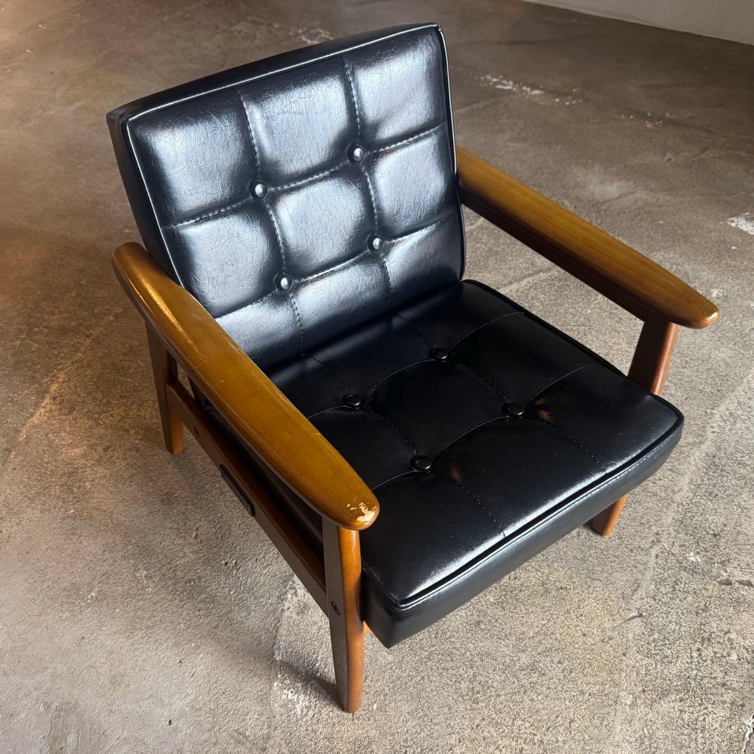 【da1s2c】カリモク60 Kチェアミニ　子供用 1人掛けソファ 黒