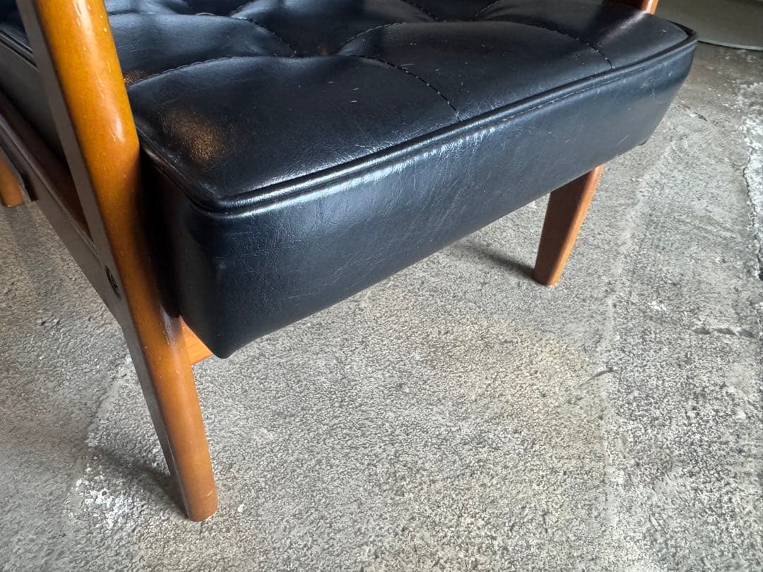 【da1s2c】カリモク60 Kチェアミニ　子供用 1人掛けソファ 黒