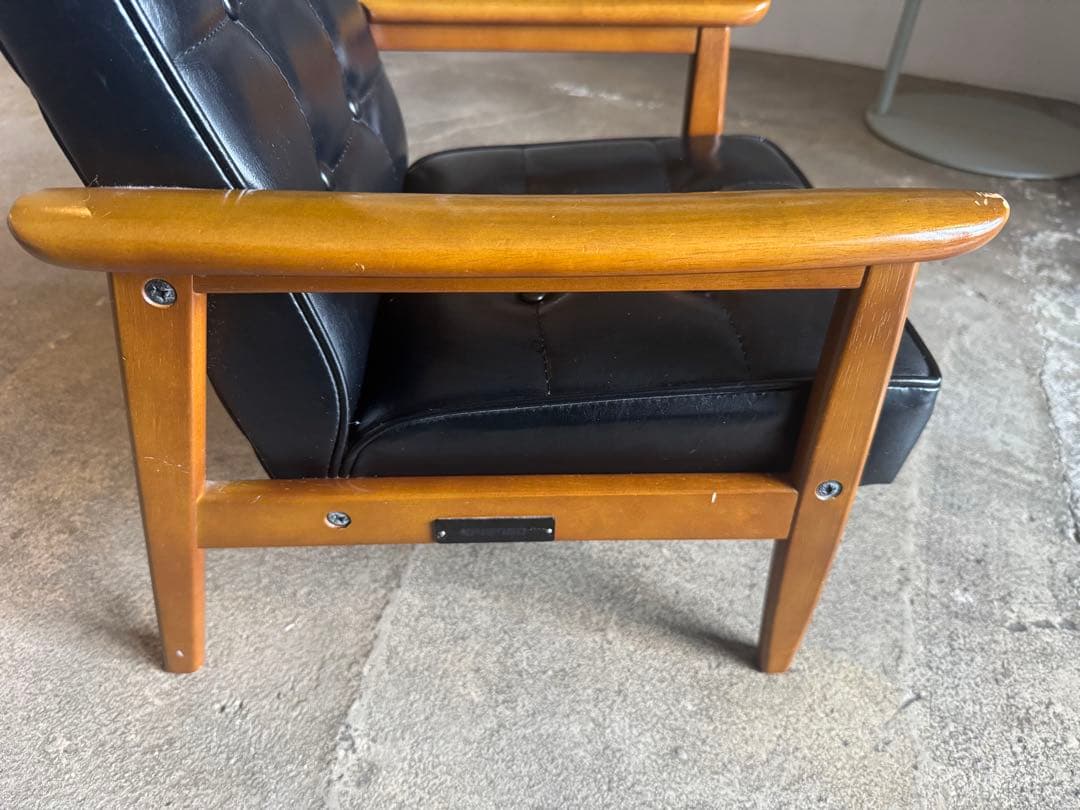 【da1s2c】カリモク60 Kチェアミニ　子供用 1人掛けソファ 黒