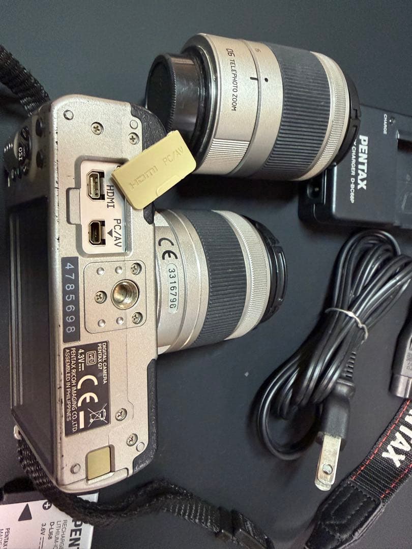 PENTAX Q7 デジタル一眼レフ ダブルレンズ　本体と付属品