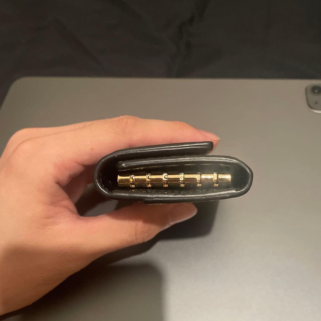 GUCCI レザーキーケース ブラック/ベージュ