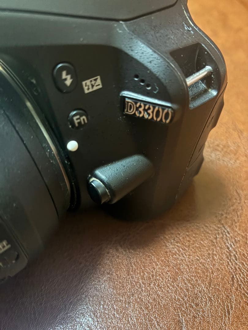 Nikon D3300 デジタル一眼レフカメラ