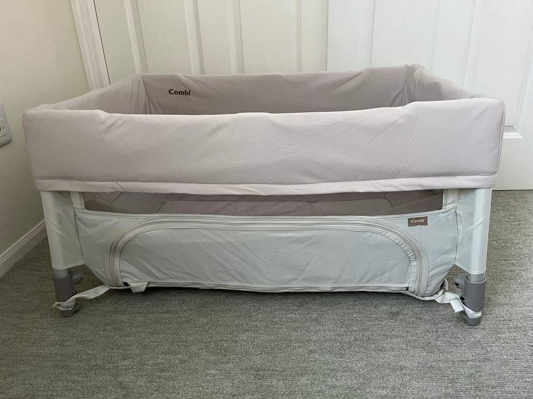 【美品】最終値下げ　Combi コンビ ベビーベッドトモネル