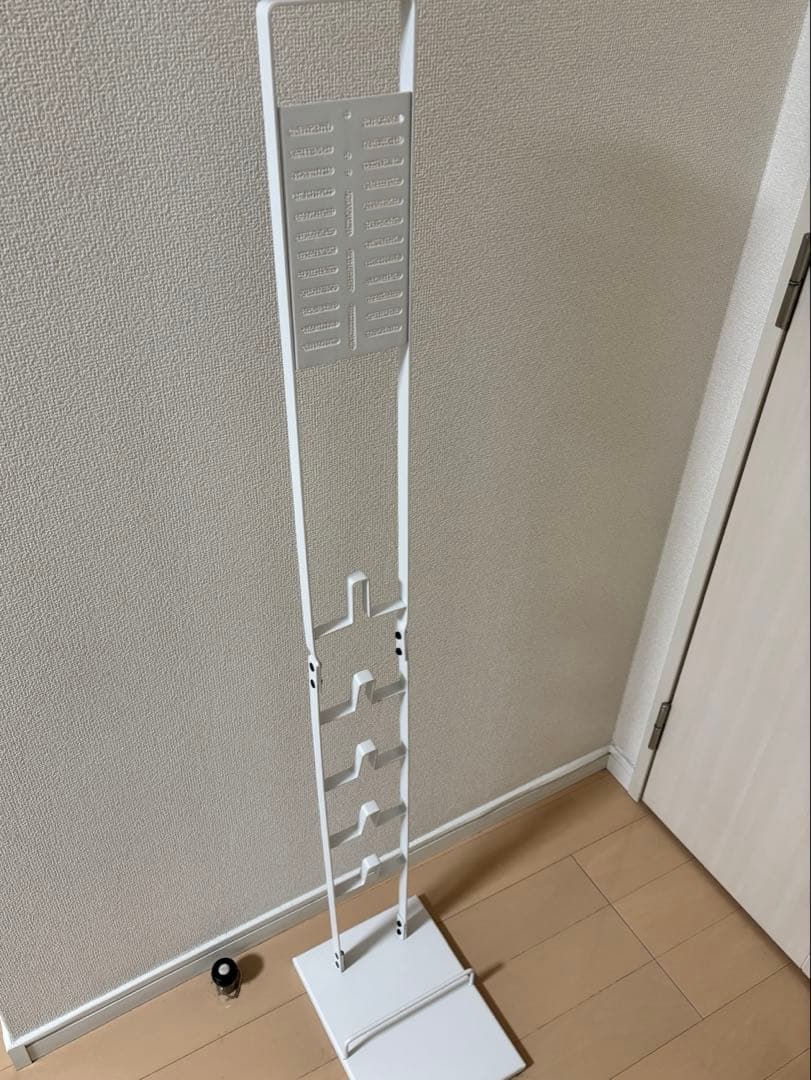 【スタンド付】Dyson V7 Slim スティッククリーナー 本体