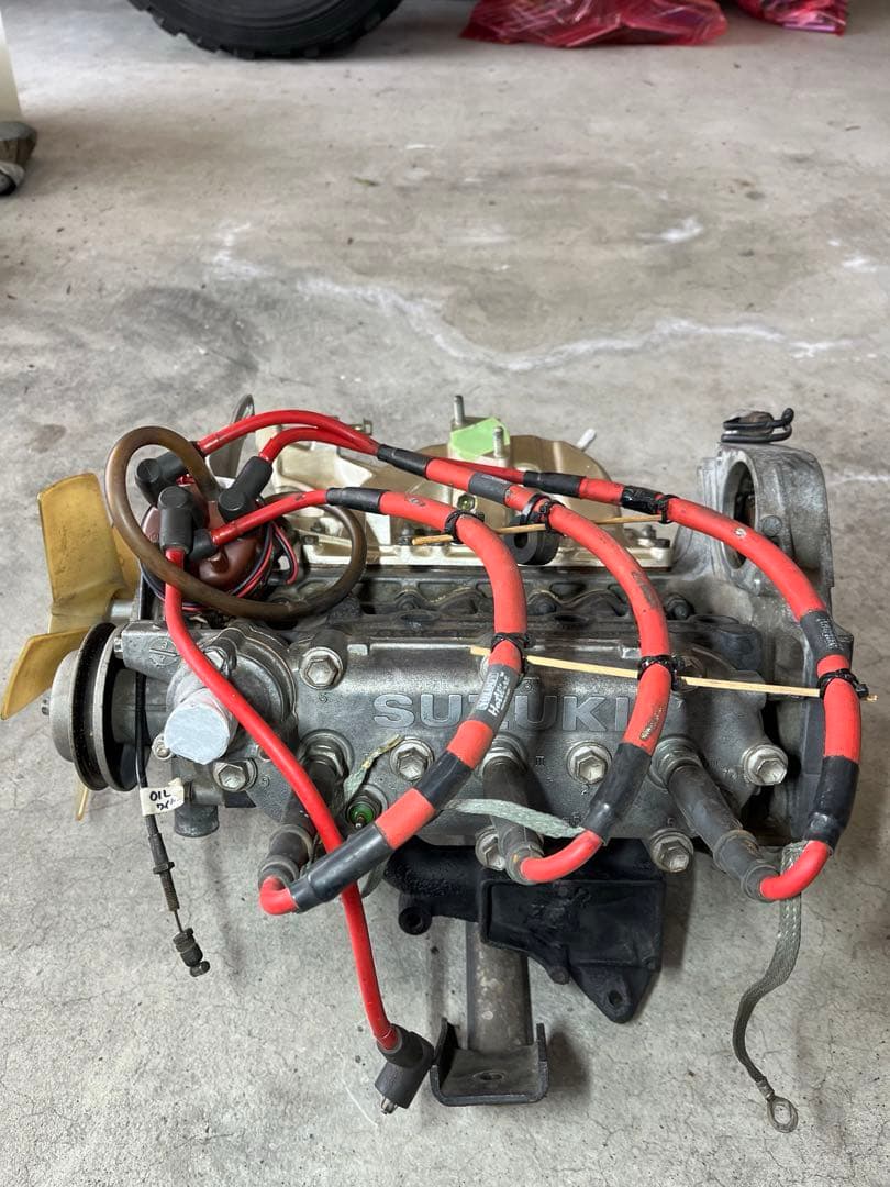 ジムニーsj30実働エンジン引き取り限定