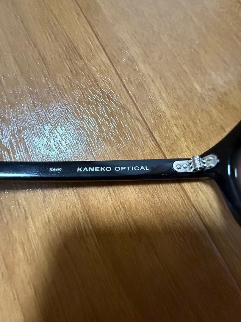 常田大希着用KANEKO OPTICAL UNITED ARROWS kevin