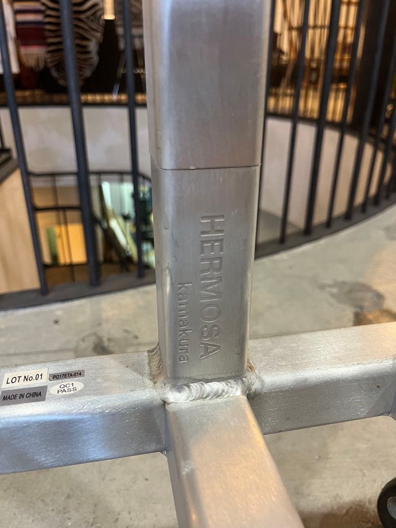 アルミ　ハンガーラック